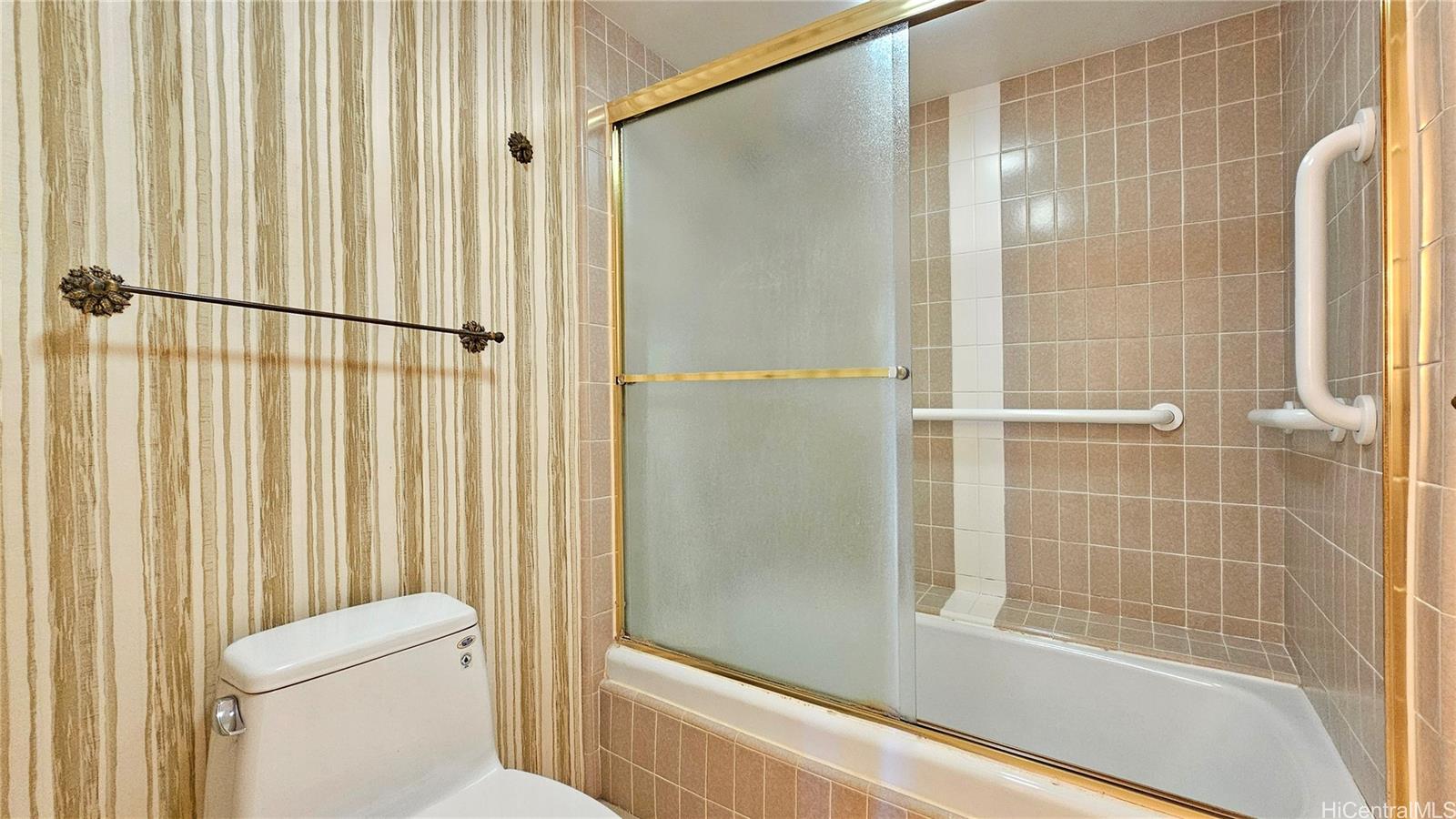 1650 Ala Moana Boulevard  Unit 2305