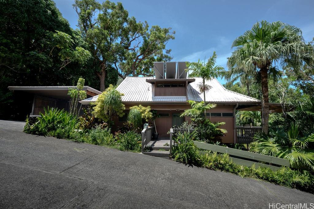 2528 Makaulii Place 2528 Makaulii Place