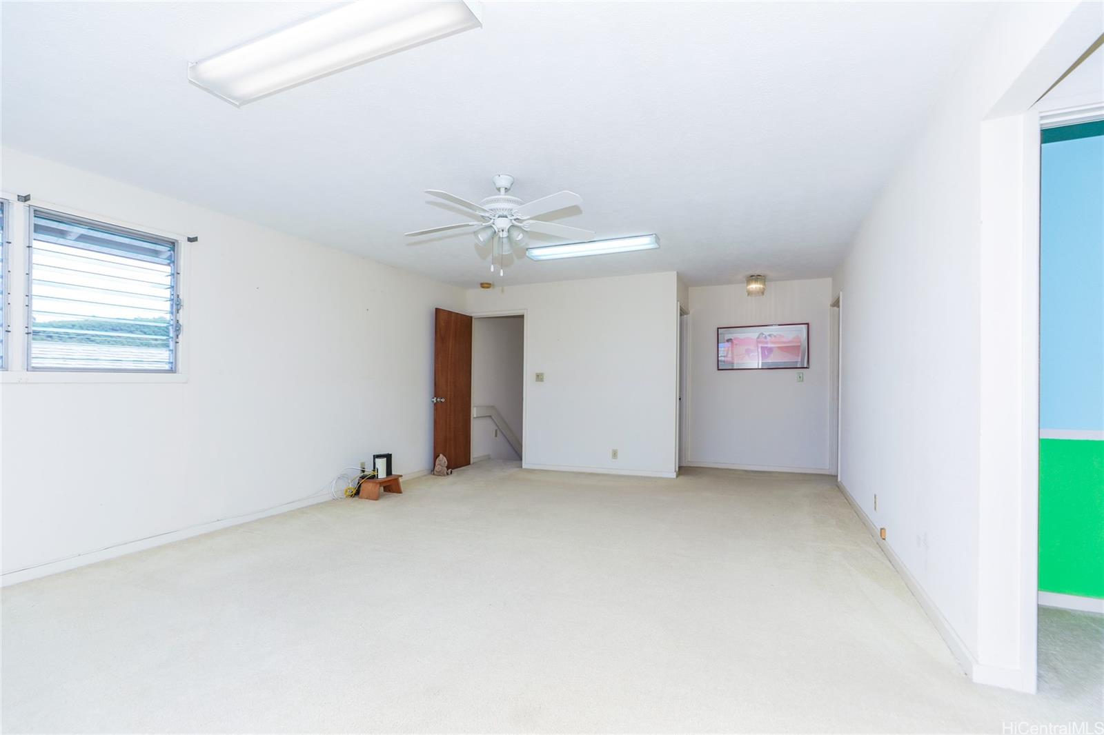Photo 15 of 25