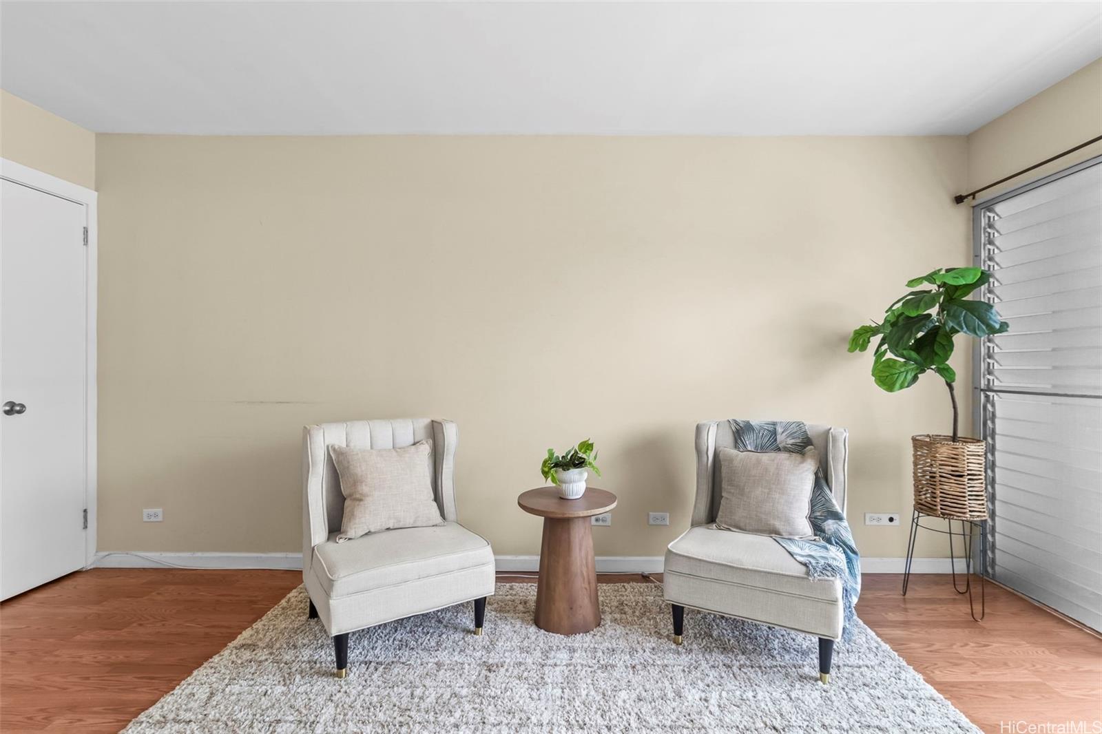 2440 Date Street  Unit 303