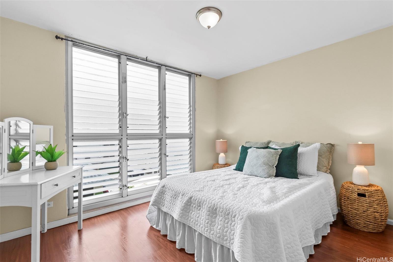 2440 Date Street  Unit 303