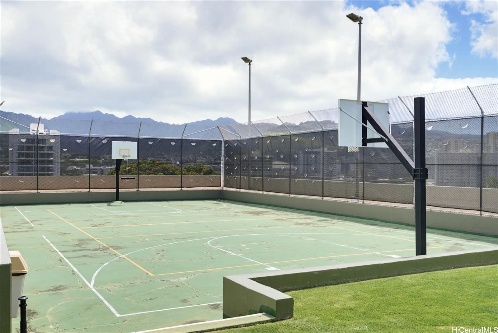 2333 Kapiolani Boulevard  Unit 1008-LH