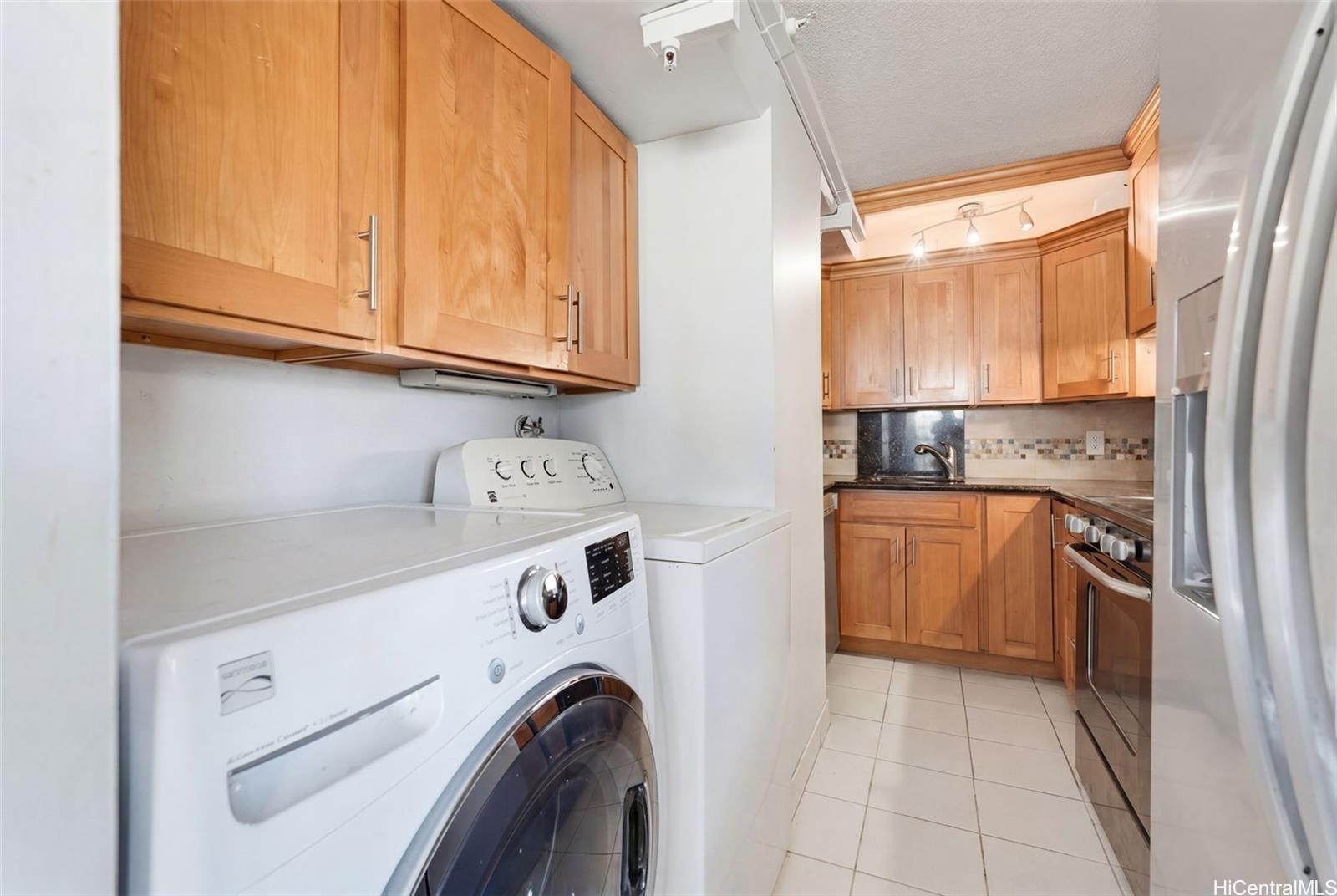 2333 Kapiolani Boulevard  Unit 1008-LH