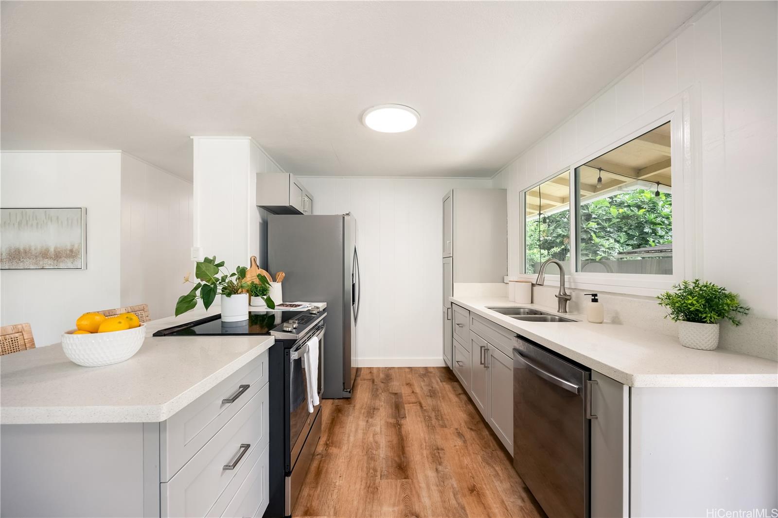 47-669 Melekula Road  Unit 6