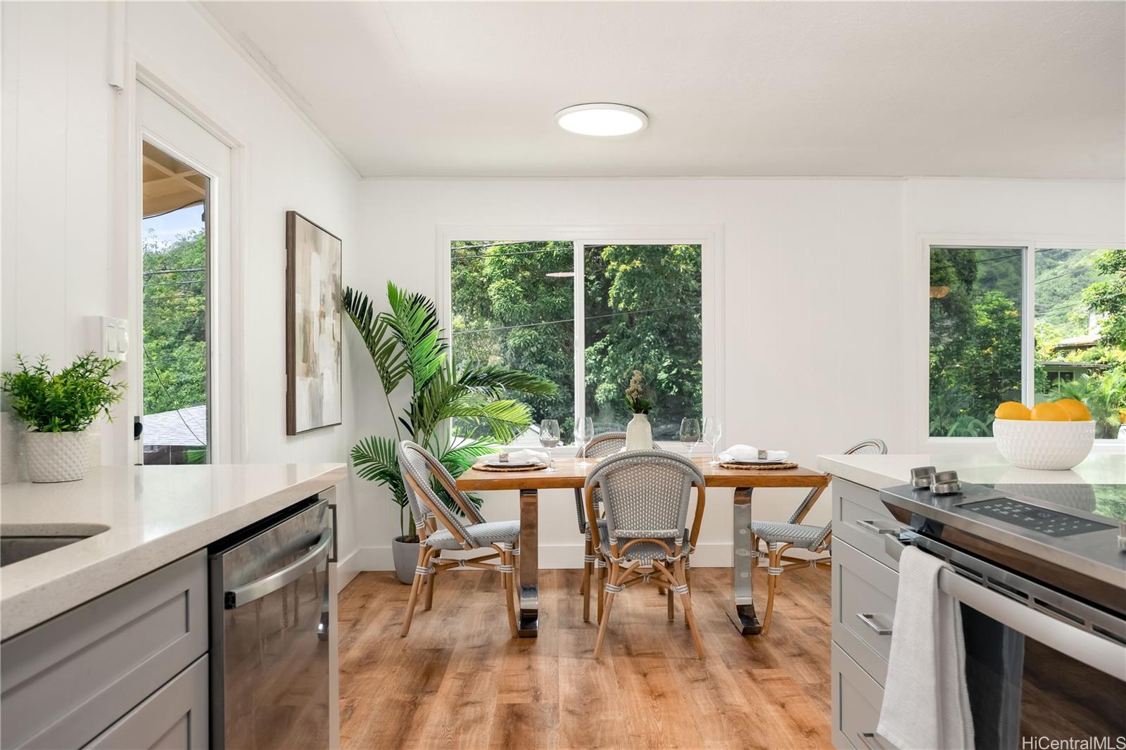 47-669 Melekula Road  Unit 6