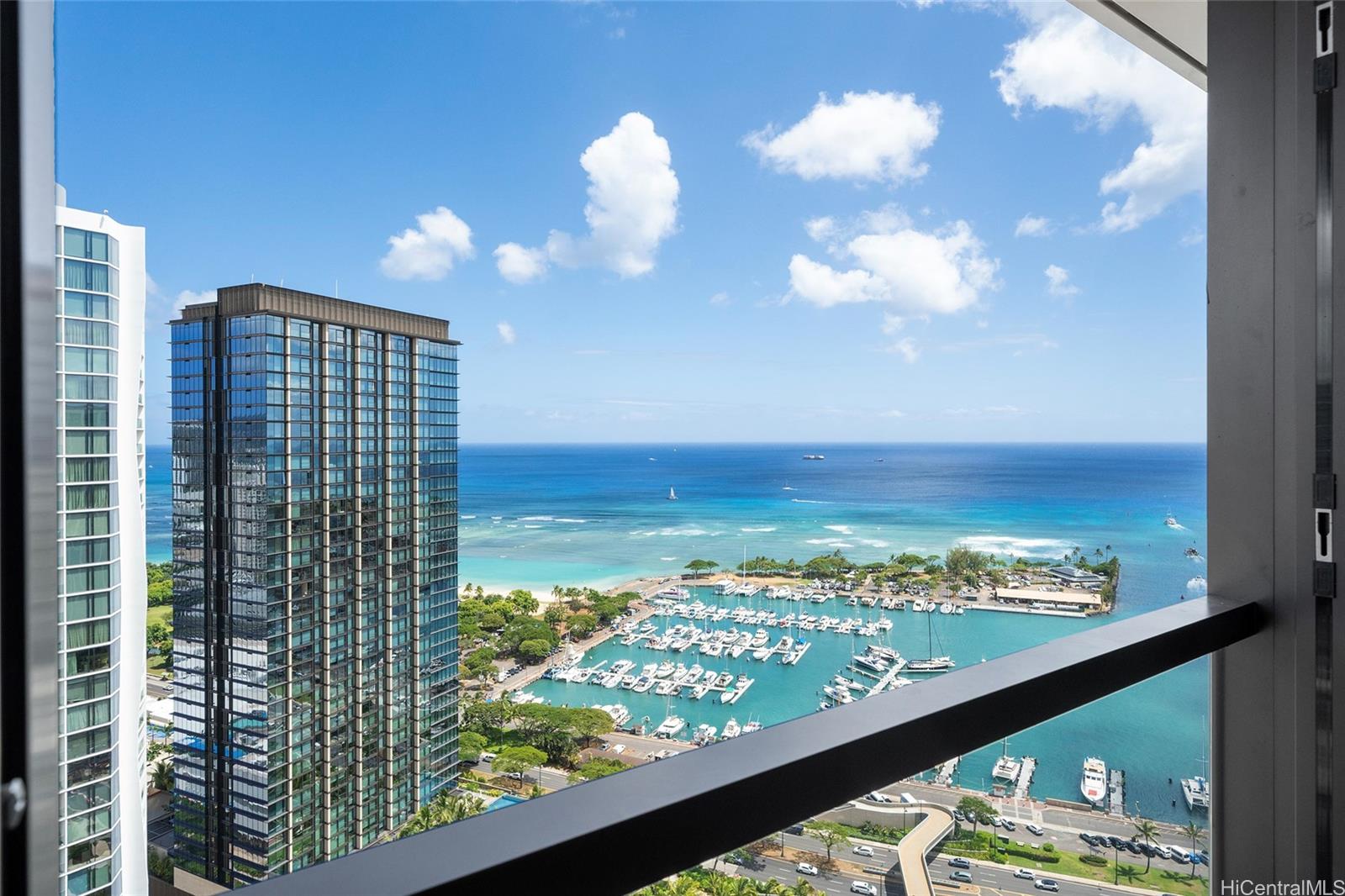 333 Ward Avenue  Unit 3406