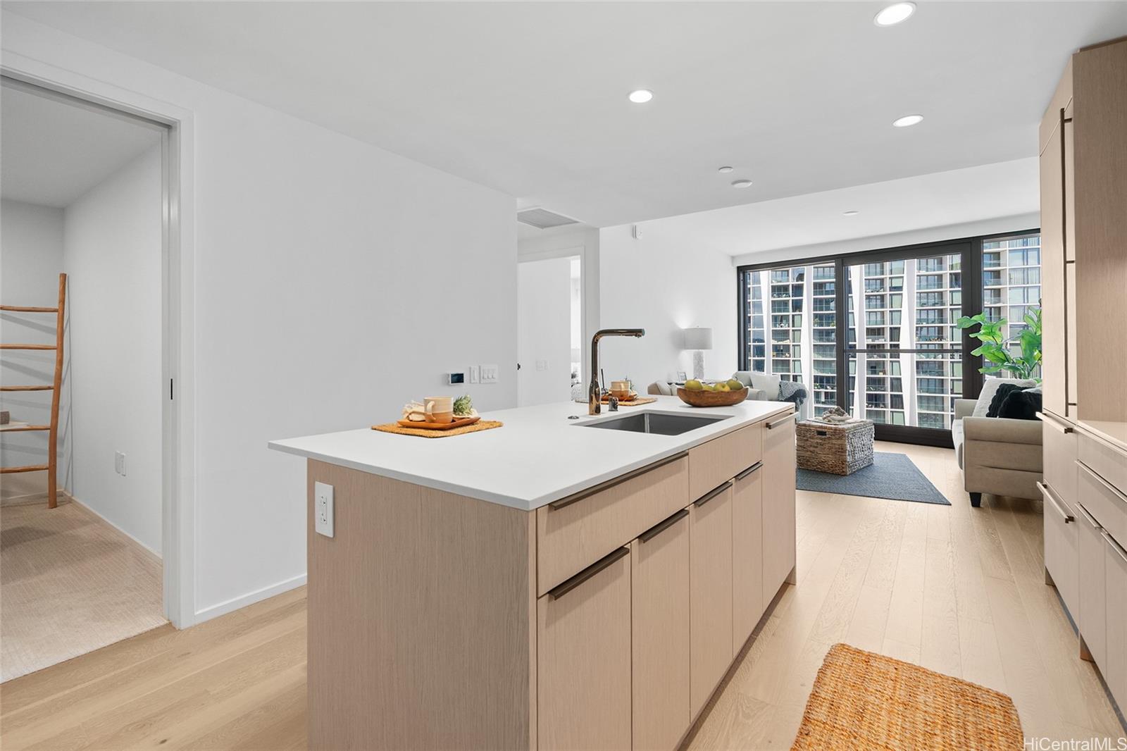 333 Ward Avenue  Unit 3406