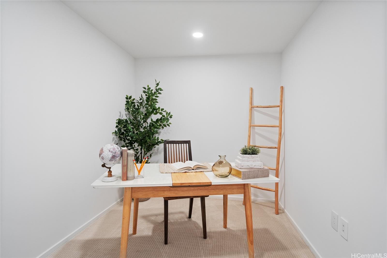 333 Ward Avenue  Unit 3406
