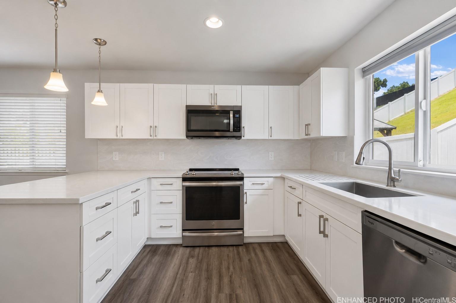 94-470 Paiwa Street  Unit 20