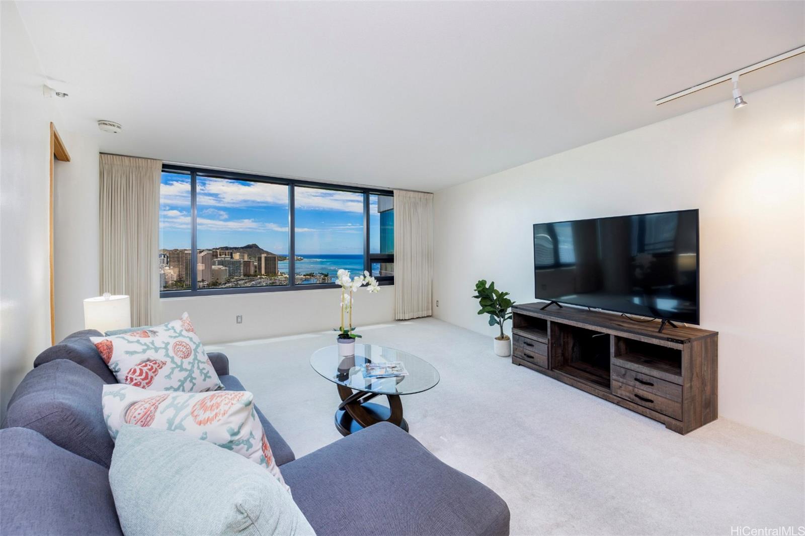 1330 Ala Moana Boulevard 3807