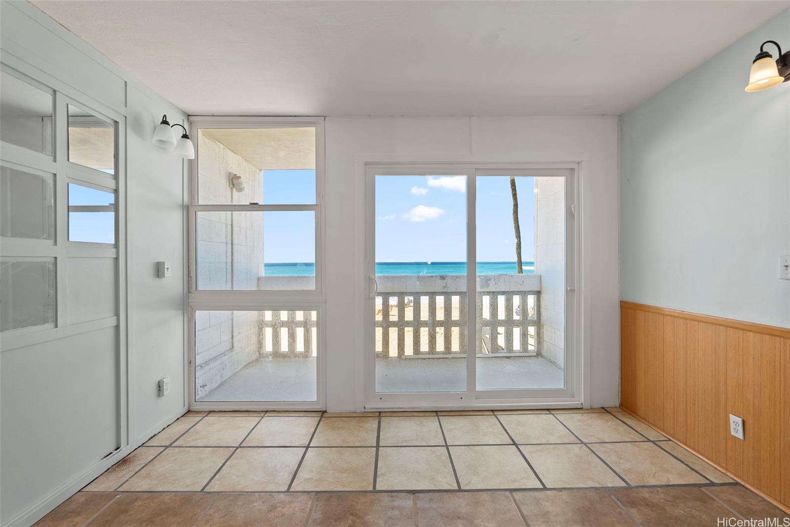 84-965 Farrington Highway  Unit B211
