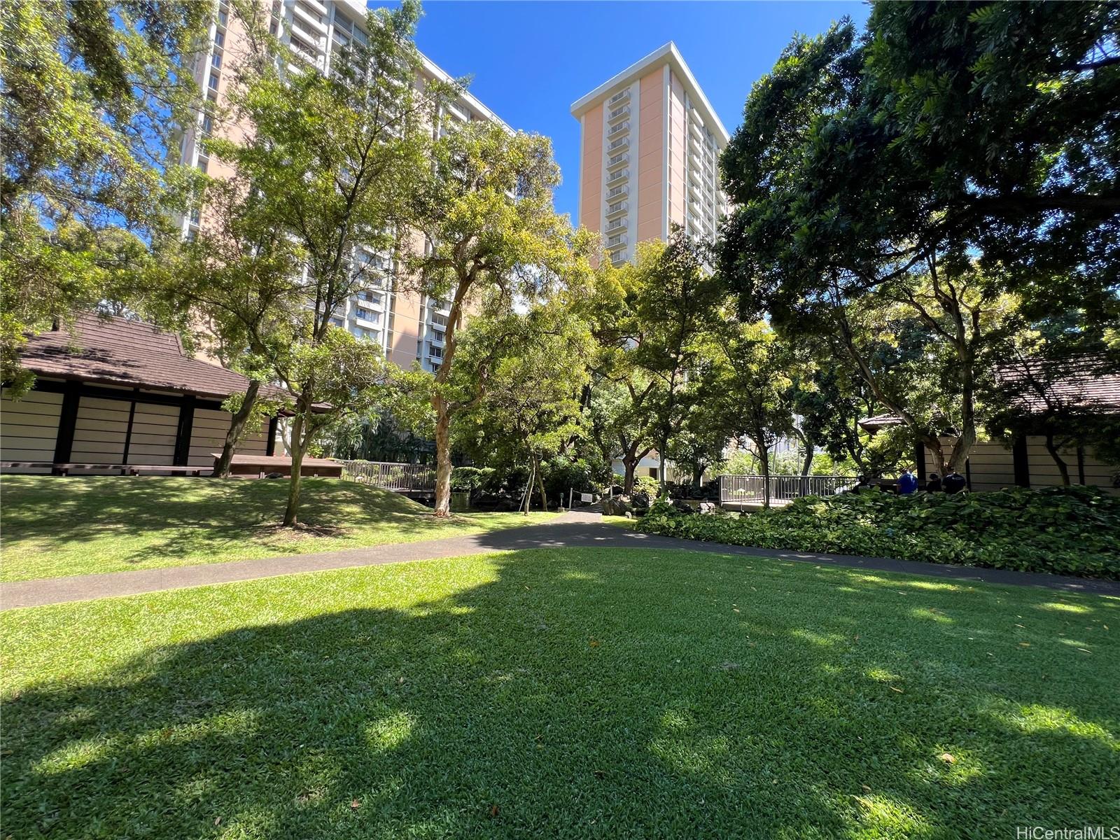 1511 Nuuanu Avenue  Unit 421
