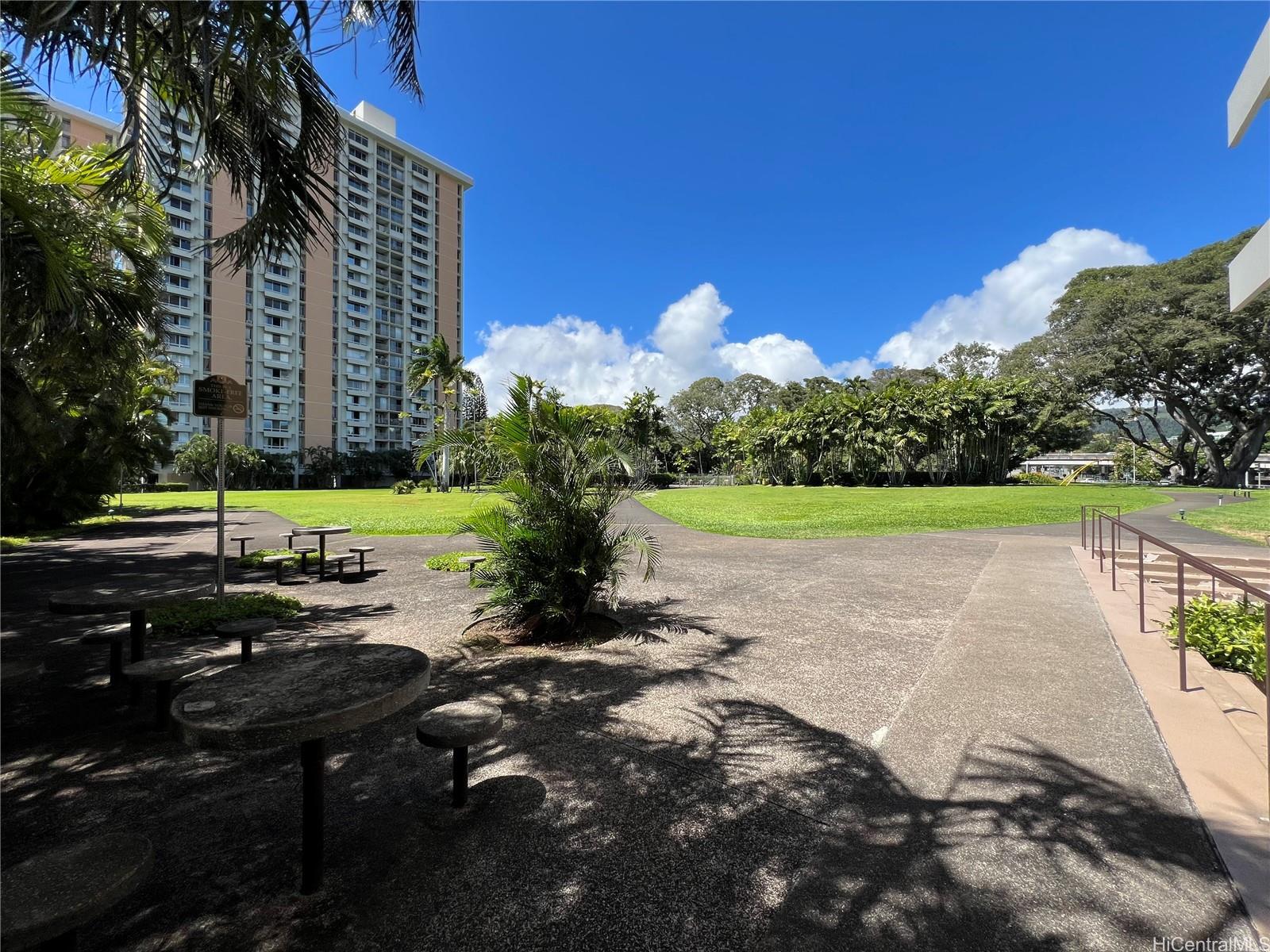 1511 Nuuanu Avenue Unit 421 1511 Nuuanu Avenue Unit 421