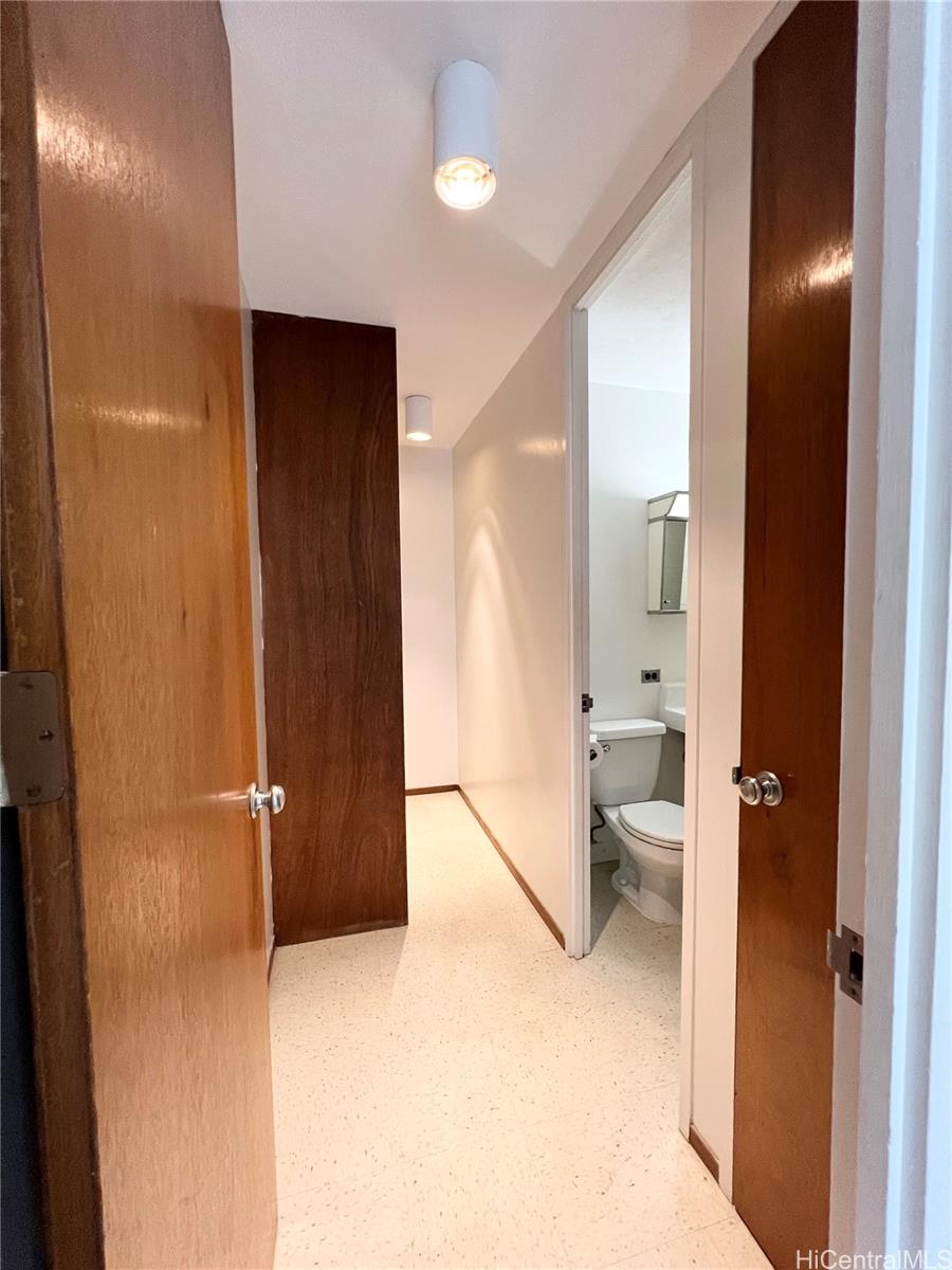 1511 Nuuanu Avenue  Unit 421