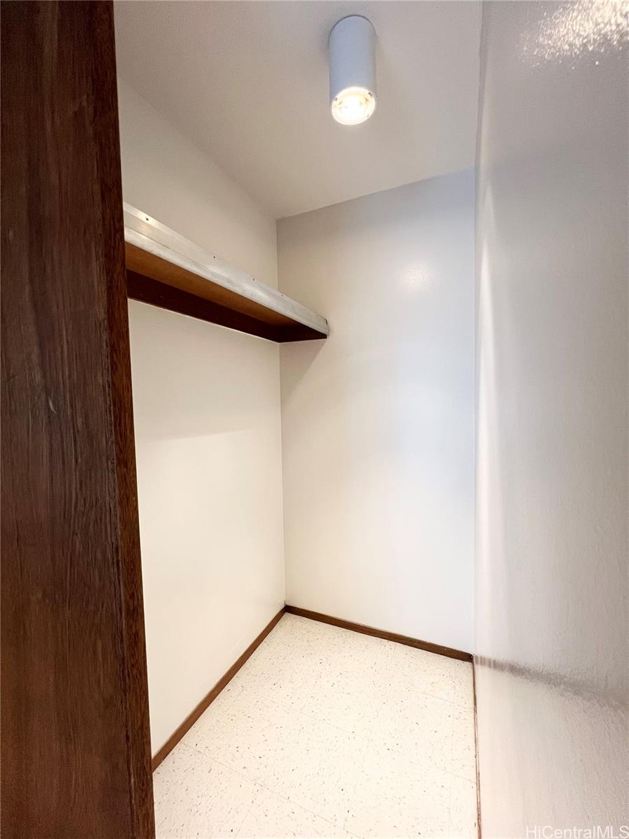 1511 Nuuanu Avenue  Unit 421