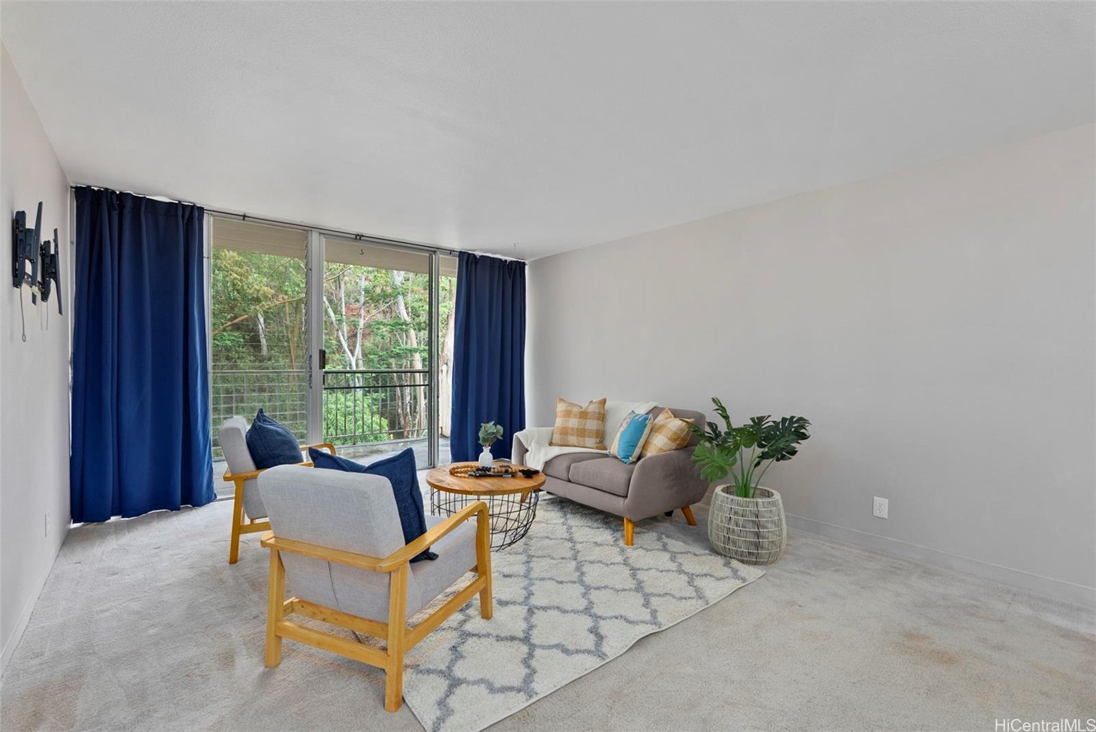 95-2039 Waikalani Place  Unit C202
