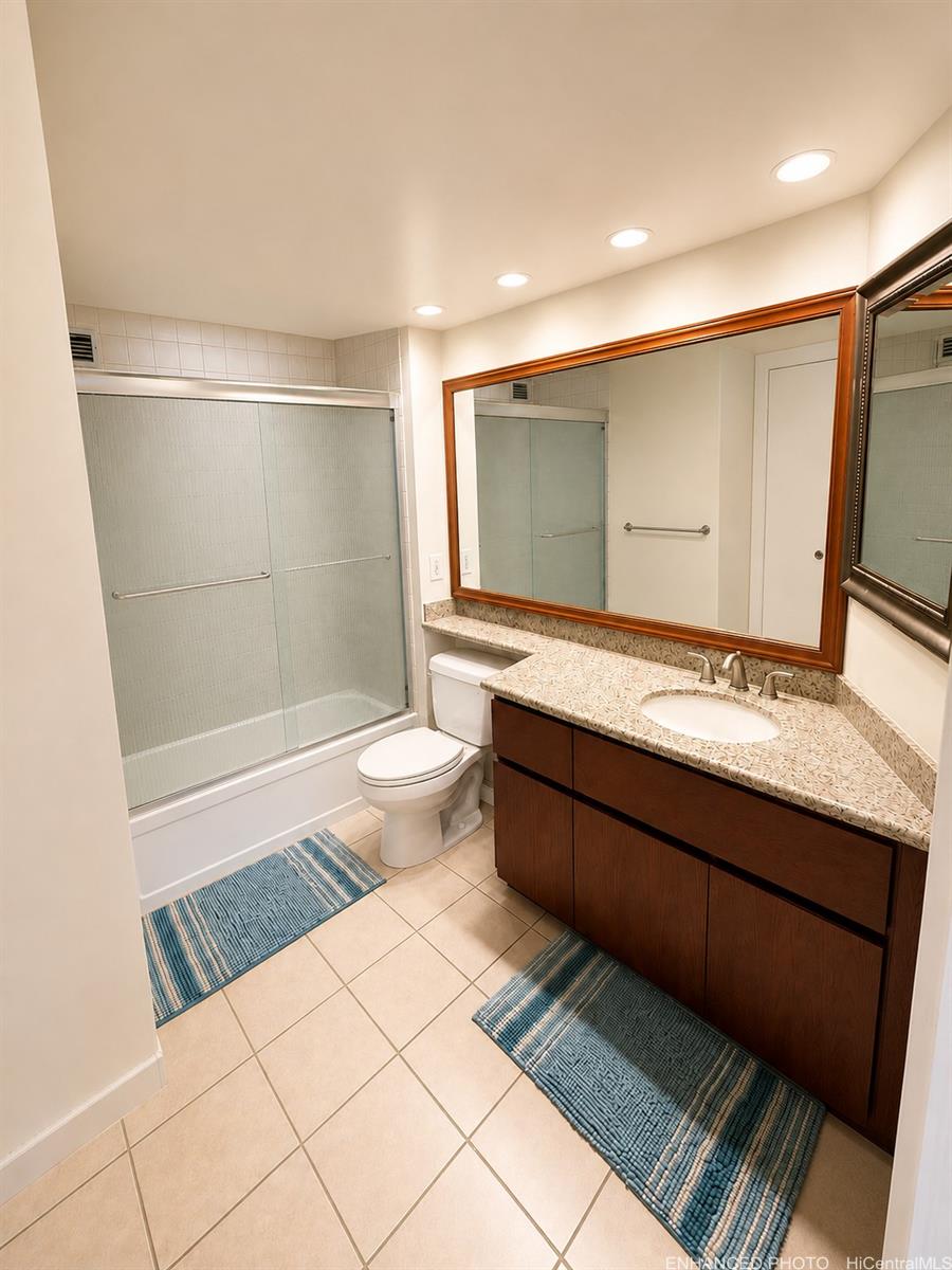 581 Kamoku Street  Unit Ewa/904