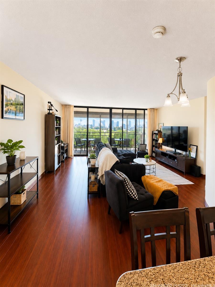 581 Kamoku Street  Unit Ewa/904