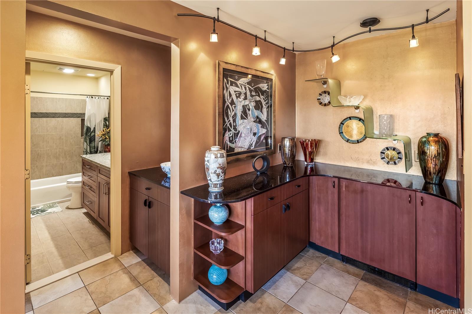 1302 Kamahele Street  Unit 2402