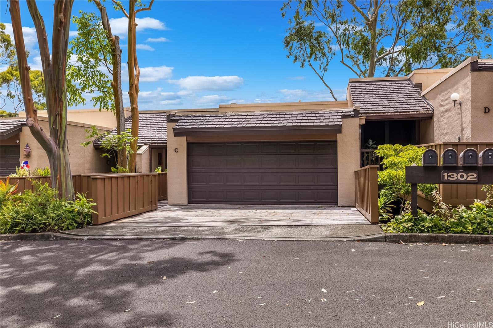 1302 Kamahele Street  Unit 2402