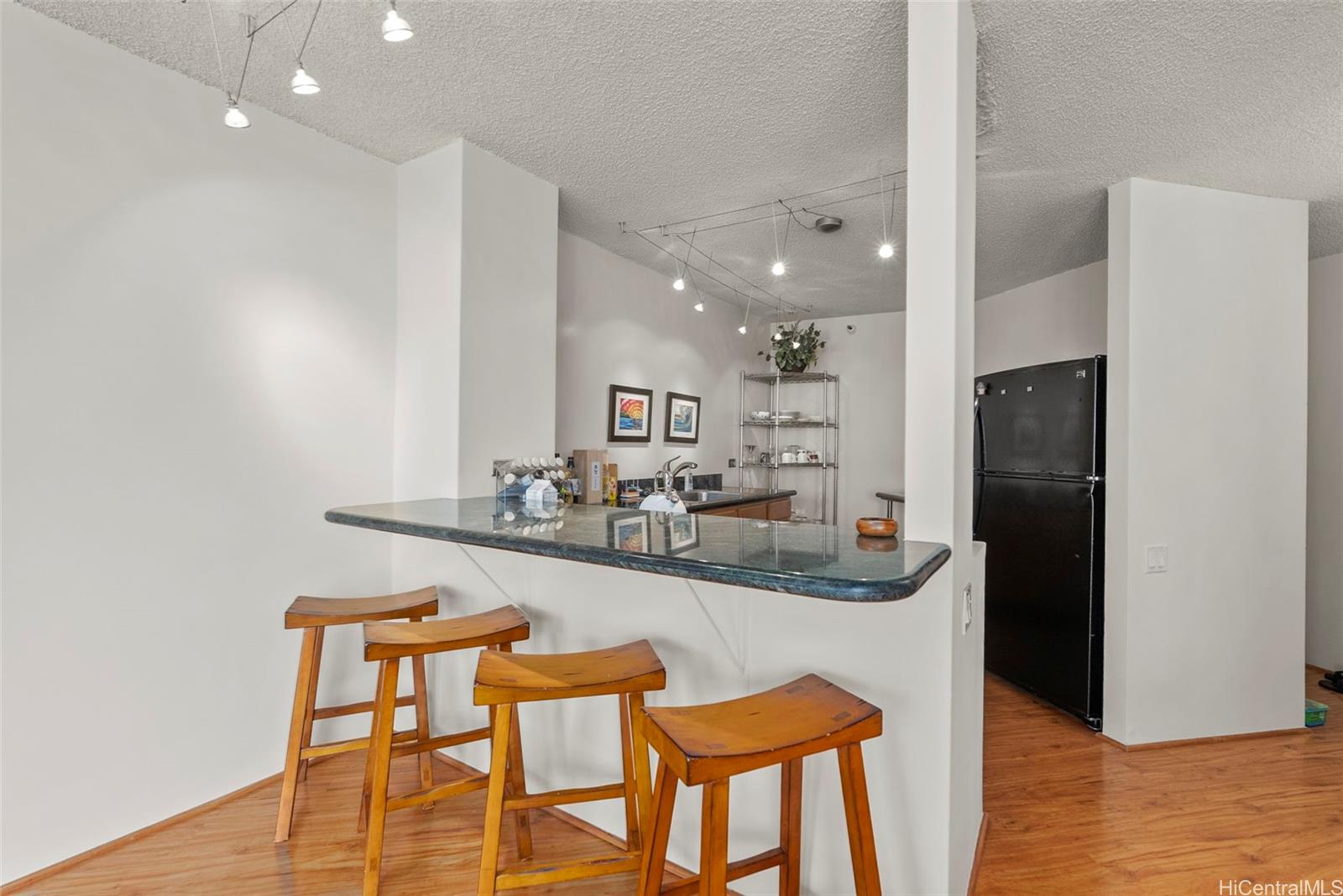 2101 Nuuanu Avenue  Unit I-1503