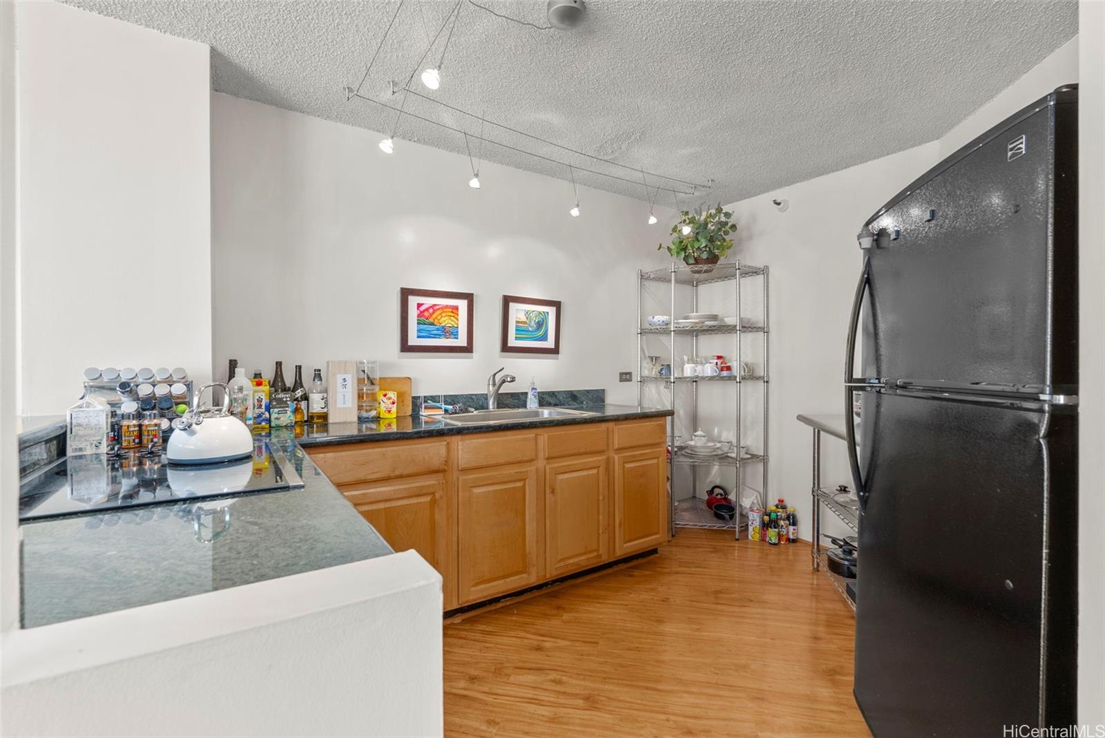 2101 Nuuanu Avenue  Unit I-1503