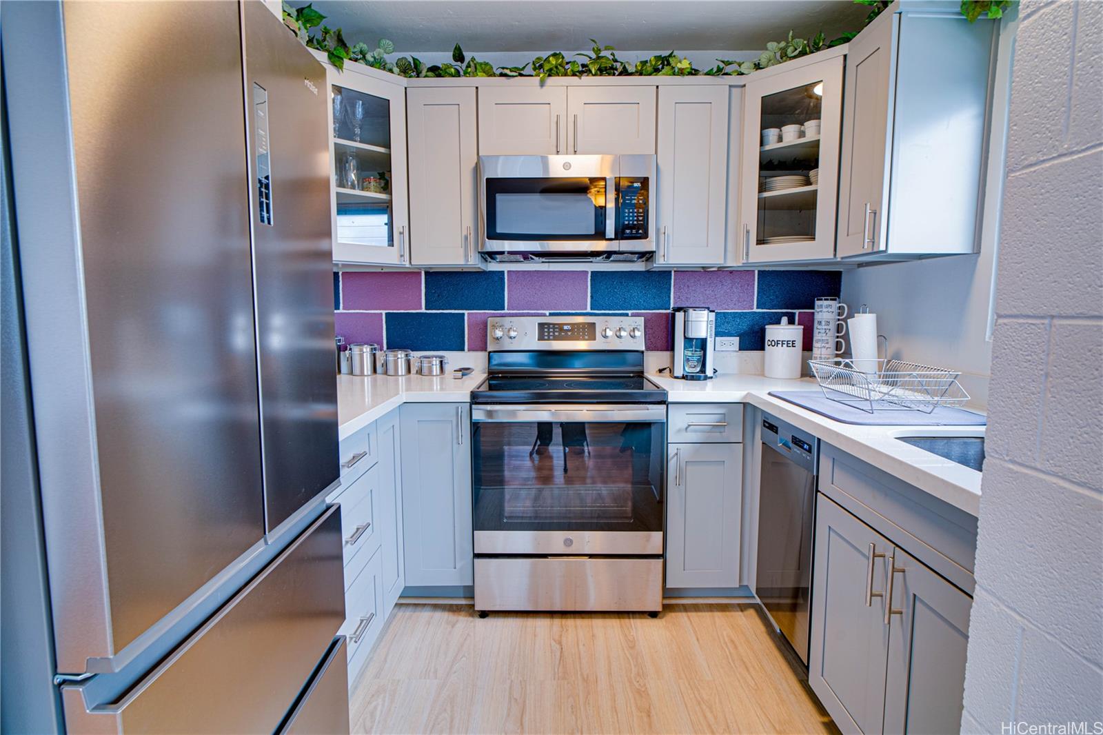 509 University Avenue  Unit 908