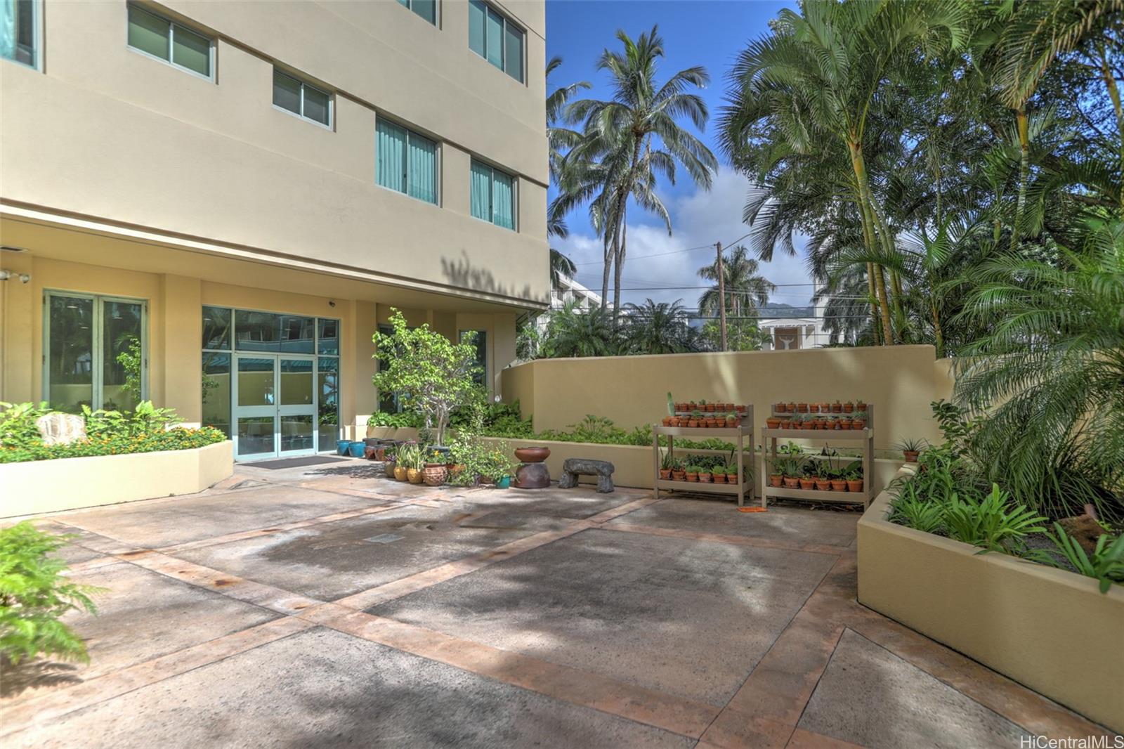 1314 Kalakaua Avenue  Unit 610