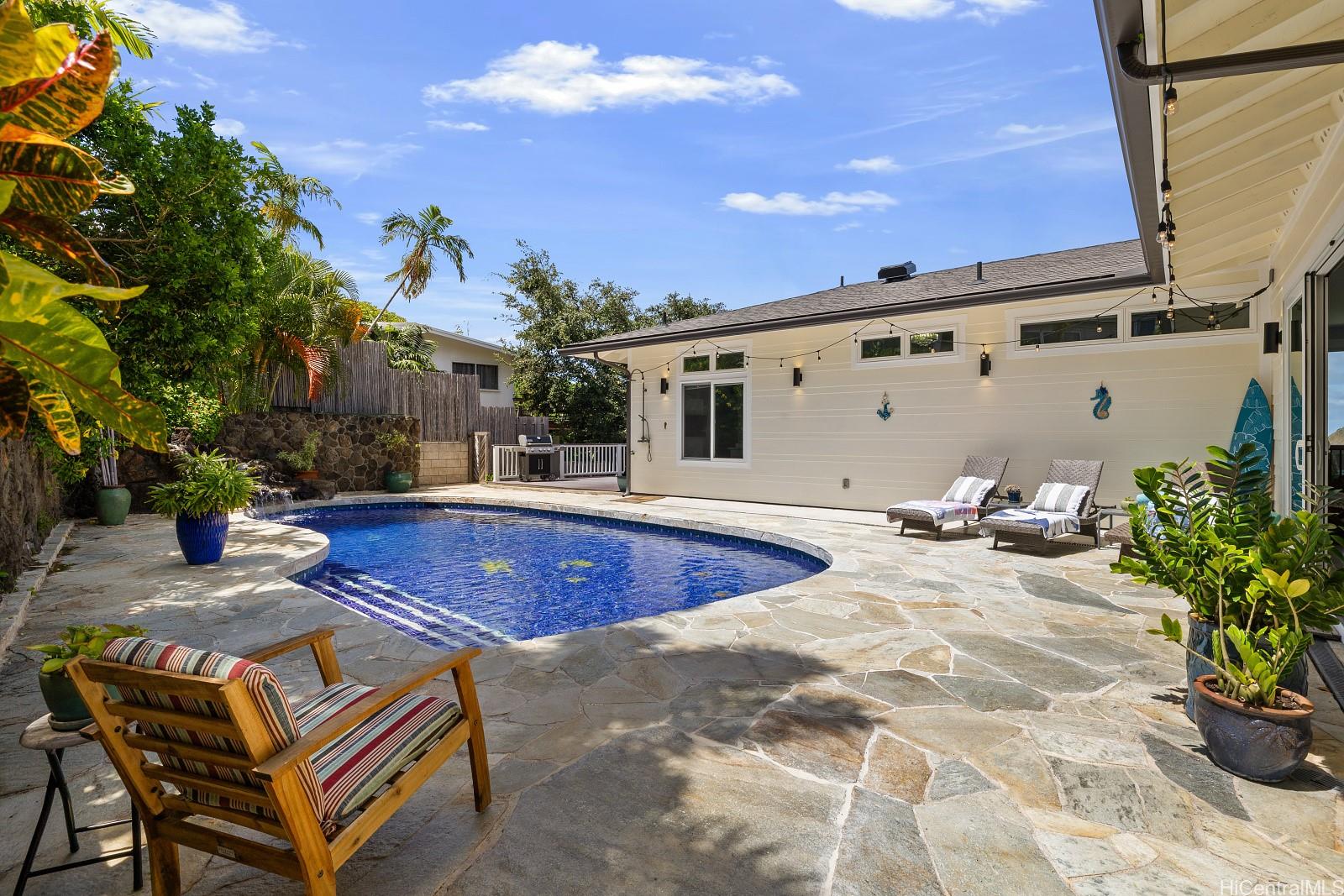 344 Lama Place