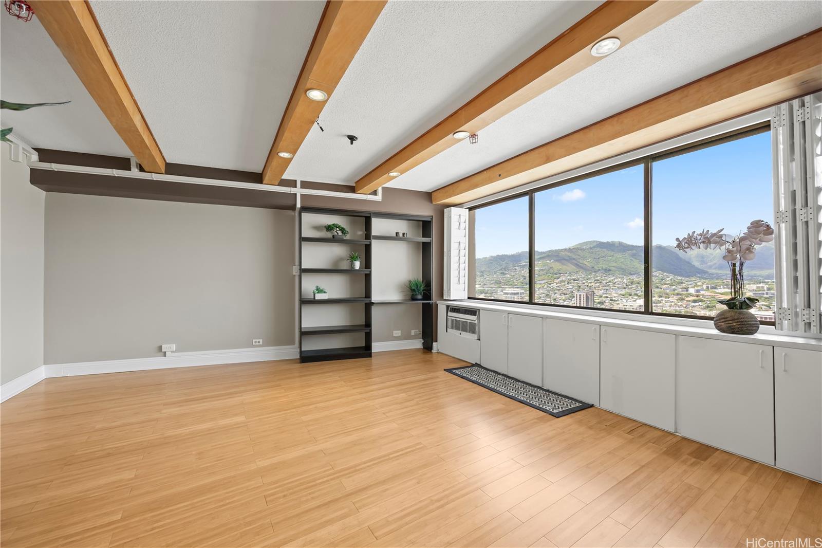 2333 Kapiolani Boulevard  Unit 3106