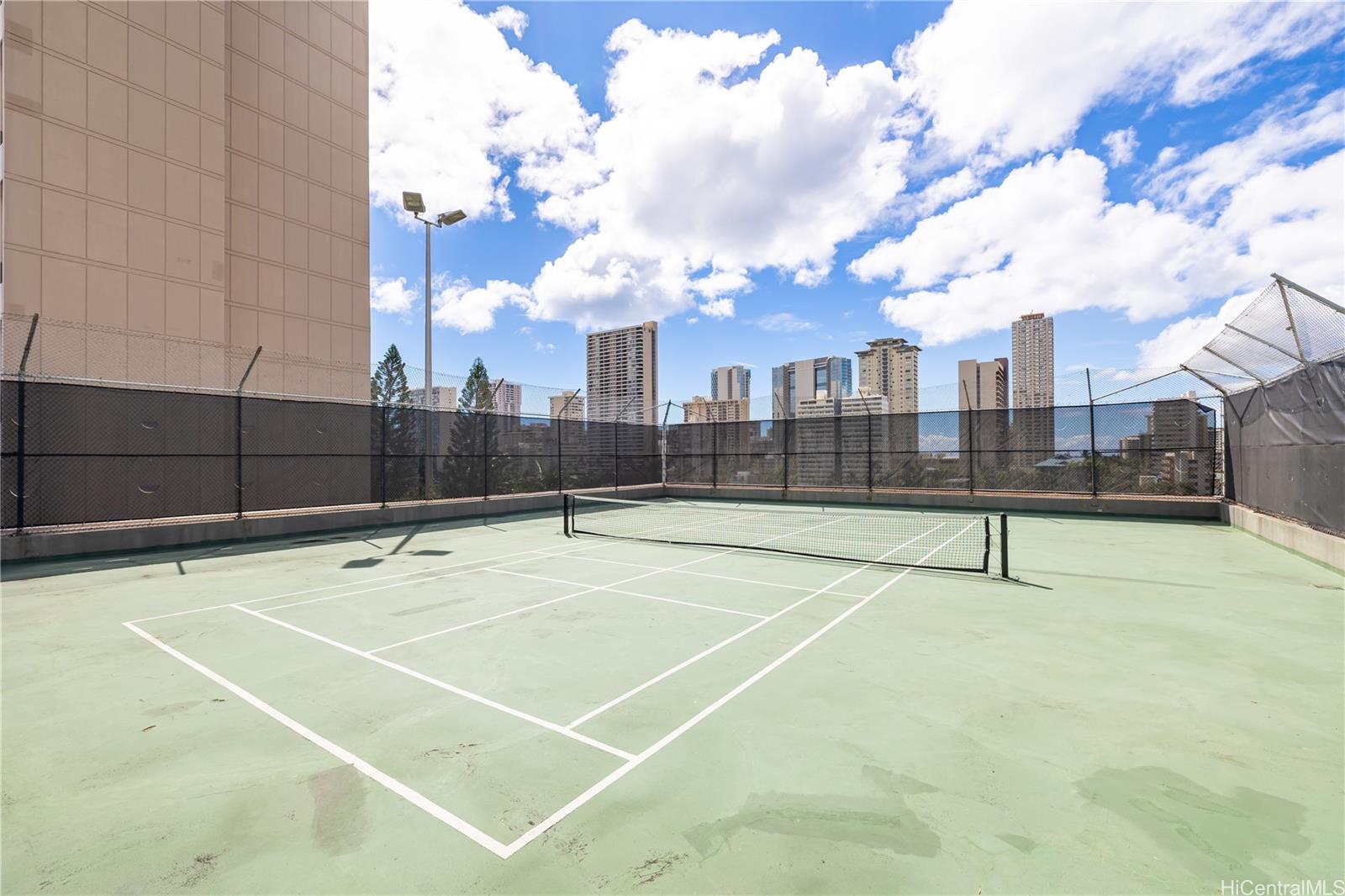 2333 Kapiolani Boulevard  Unit 3106
