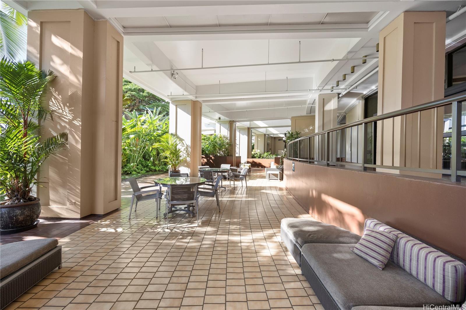 2333 Kapiolani Boulevard Unit 3106 2333 Kapiolani Boulevard Unit 3106