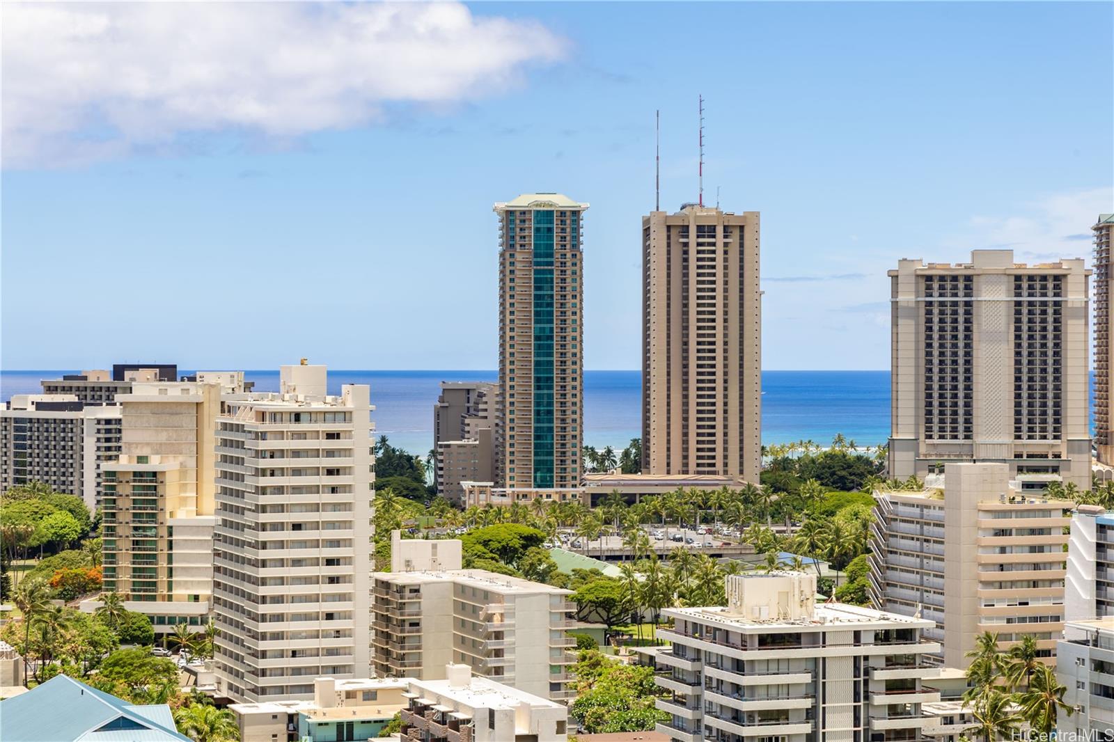 500 University Avenue  Unit 2204