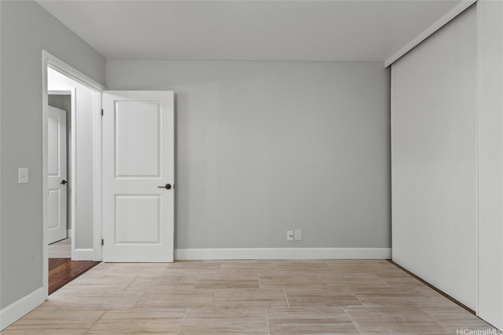 84-707 Kiana Place  Unit 103B