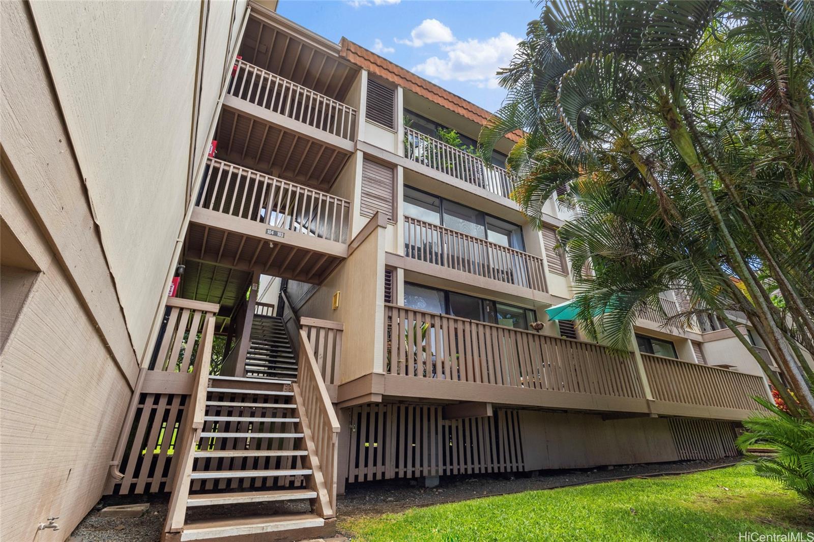 84-707 Kiana Place  Unit 103B