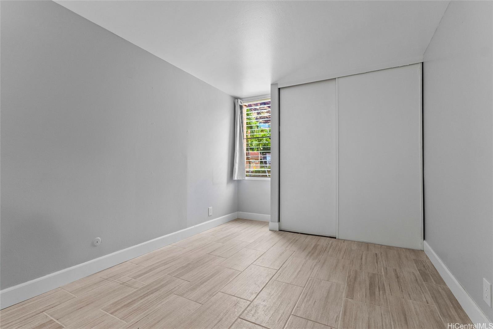 84-707 Kiana Place  Unit 103B