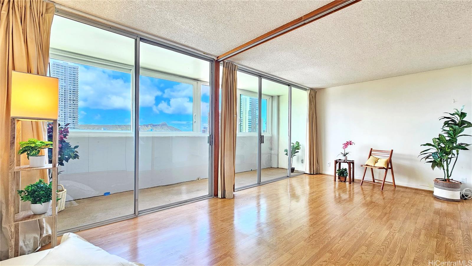 1025 Kalo Place  Unit 1004