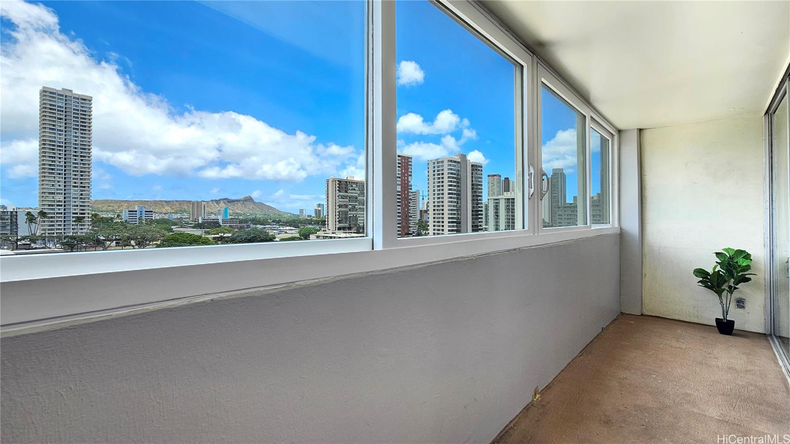 1025 Kalo Place  Unit 1004