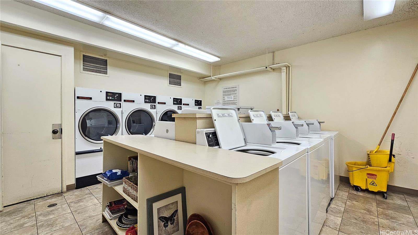 1025 Kalo Place  Unit 1004