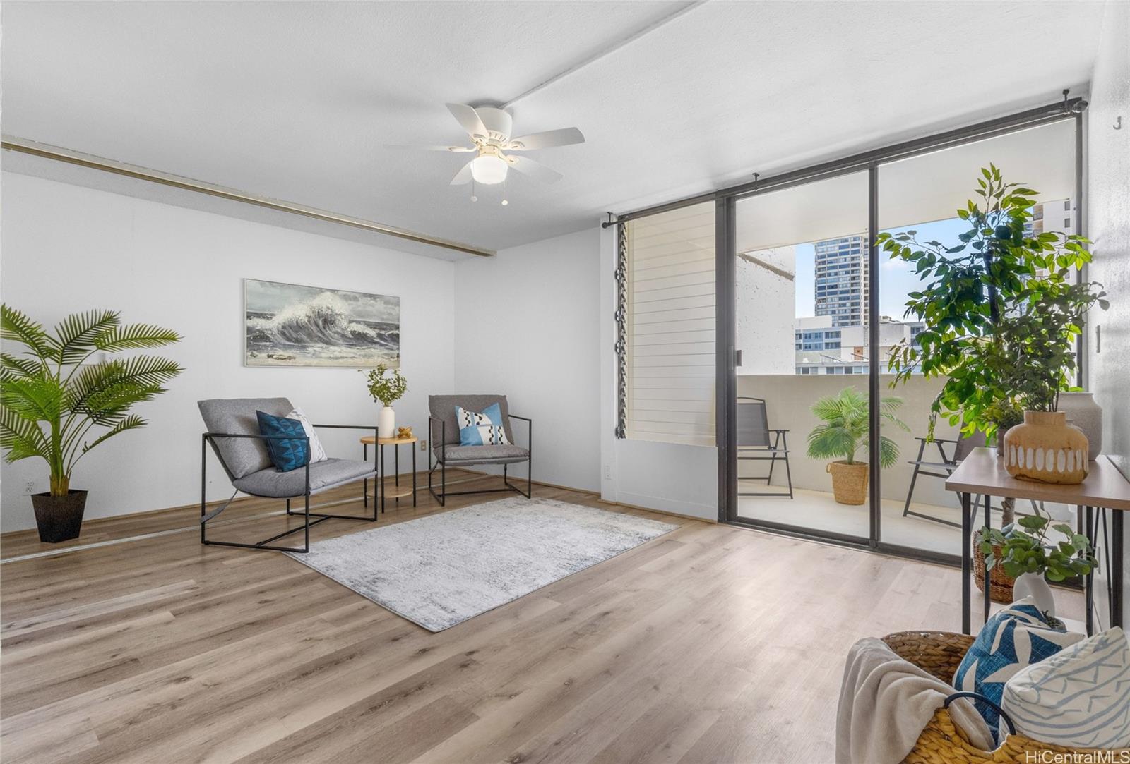 2092 Kuhio Avenue 806