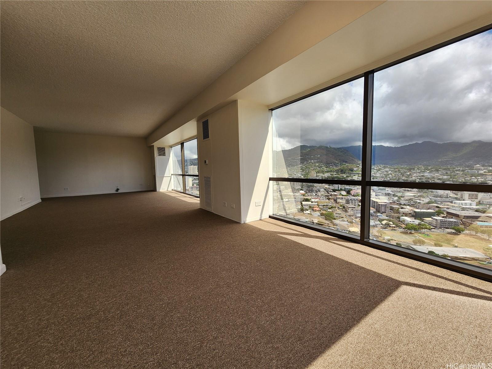 1750 Kalakaua Avenue  Unit 3303