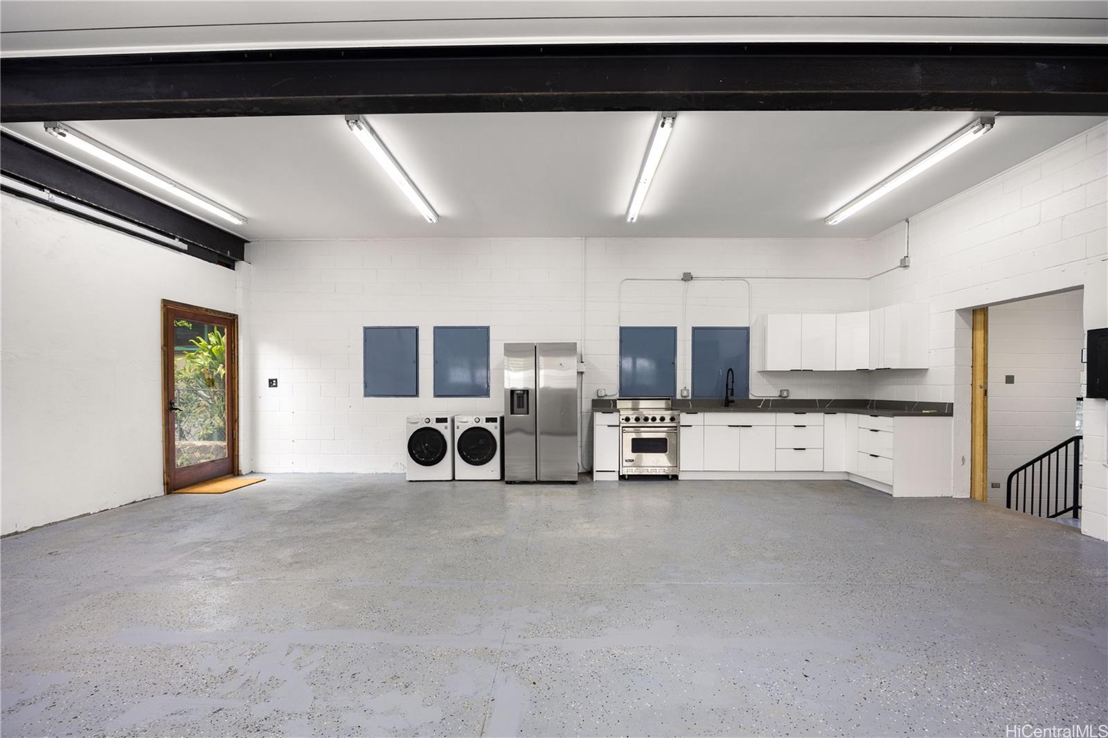 2308 Kalihi Street  Unit E