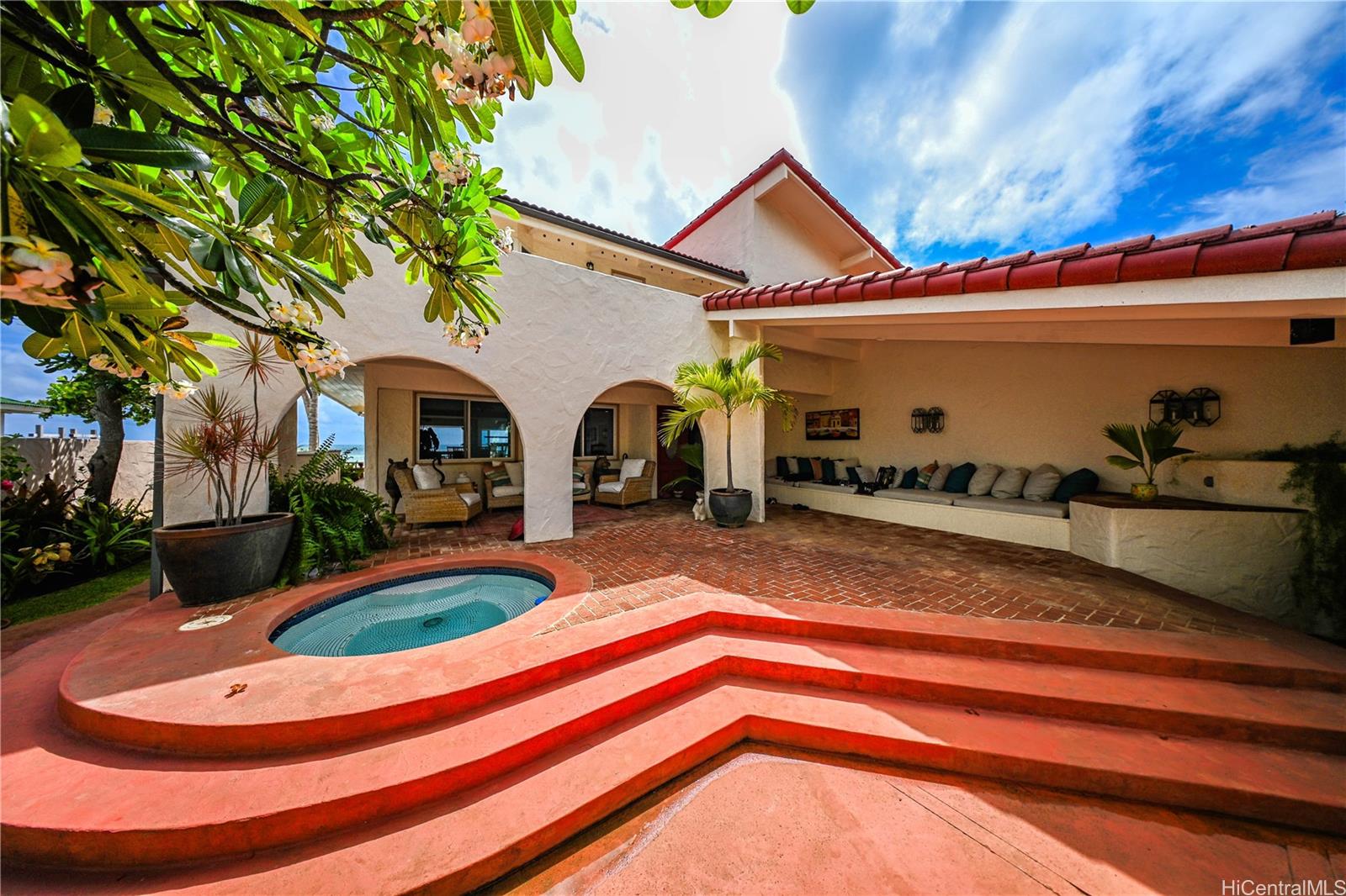 846 Mokulua Drive