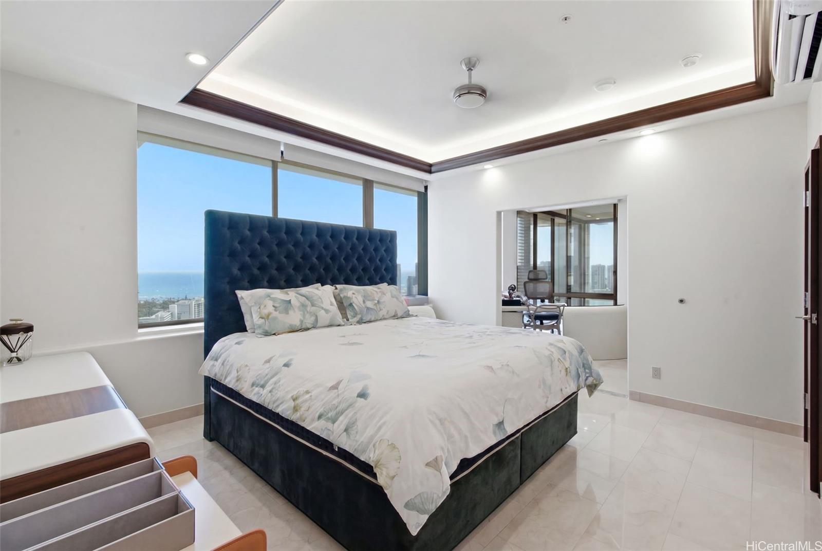 2333 Kapiolani Boulevard  Unit 3517