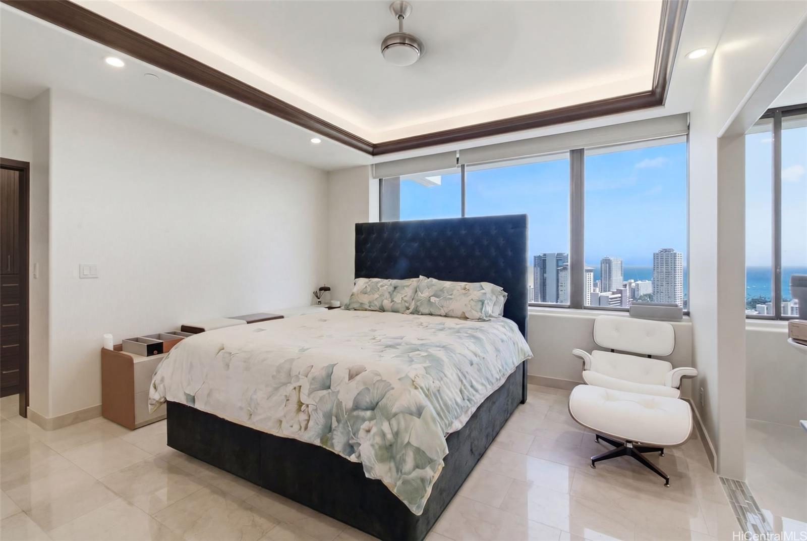 2333 Kapiolani Boulevard  Unit 3517