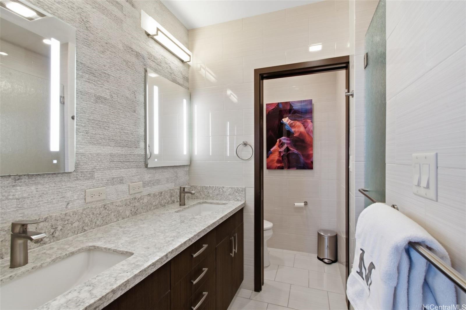 2333 Kapiolani Boulevard  Unit 3517