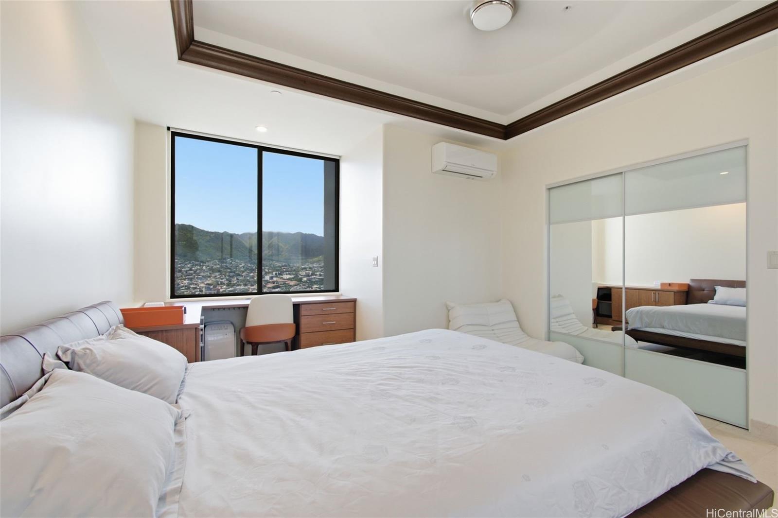 2333 Kapiolani Boulevard  Unit 3517