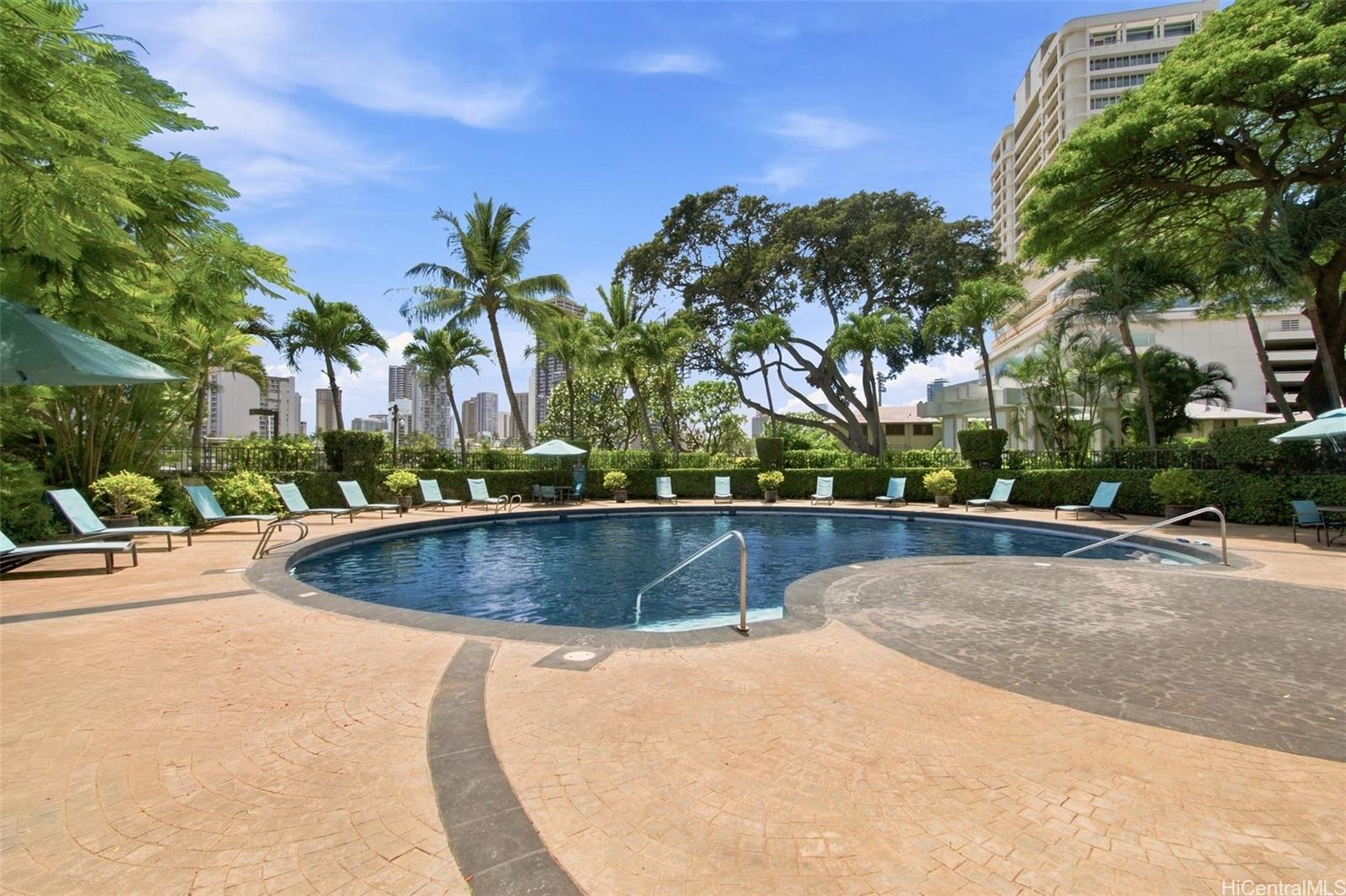 2333 Kapiolani Boulevard  Unit 3517