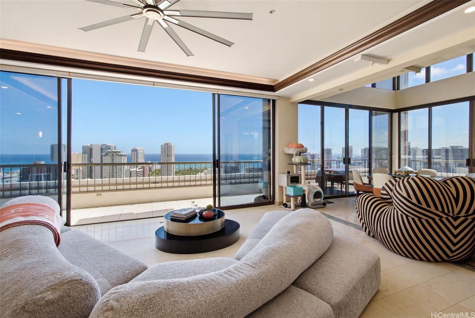 2333 Kapiolani Boulevard  Unit 3517