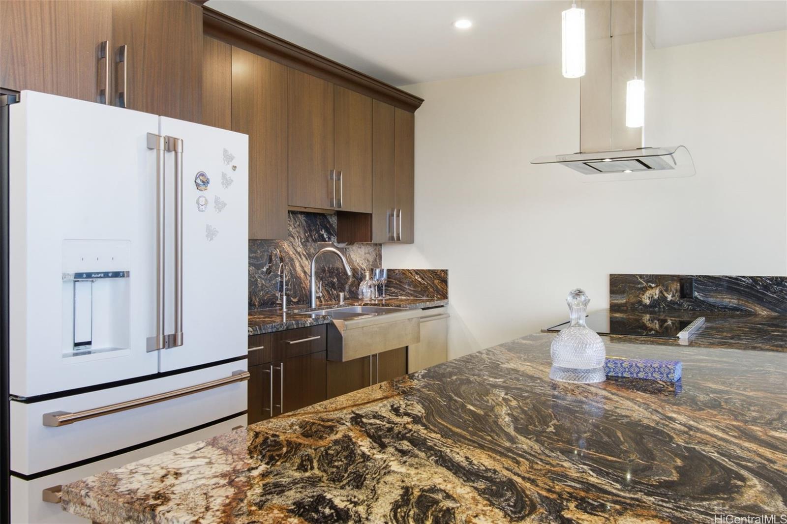 2333 Kapiolani Boulevard  Unit 3517